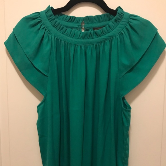 Ann Taylor Tops - Ann Taylor Ruffled Shirt with tab closure